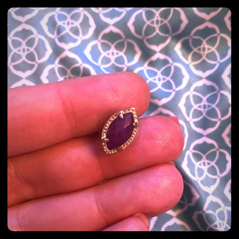 Kendra Scott earrings